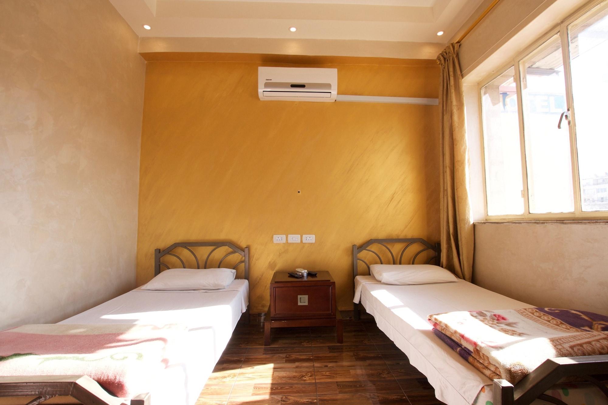 Sun Rise Hotel & Hostel & Tours 암만 외부 사진