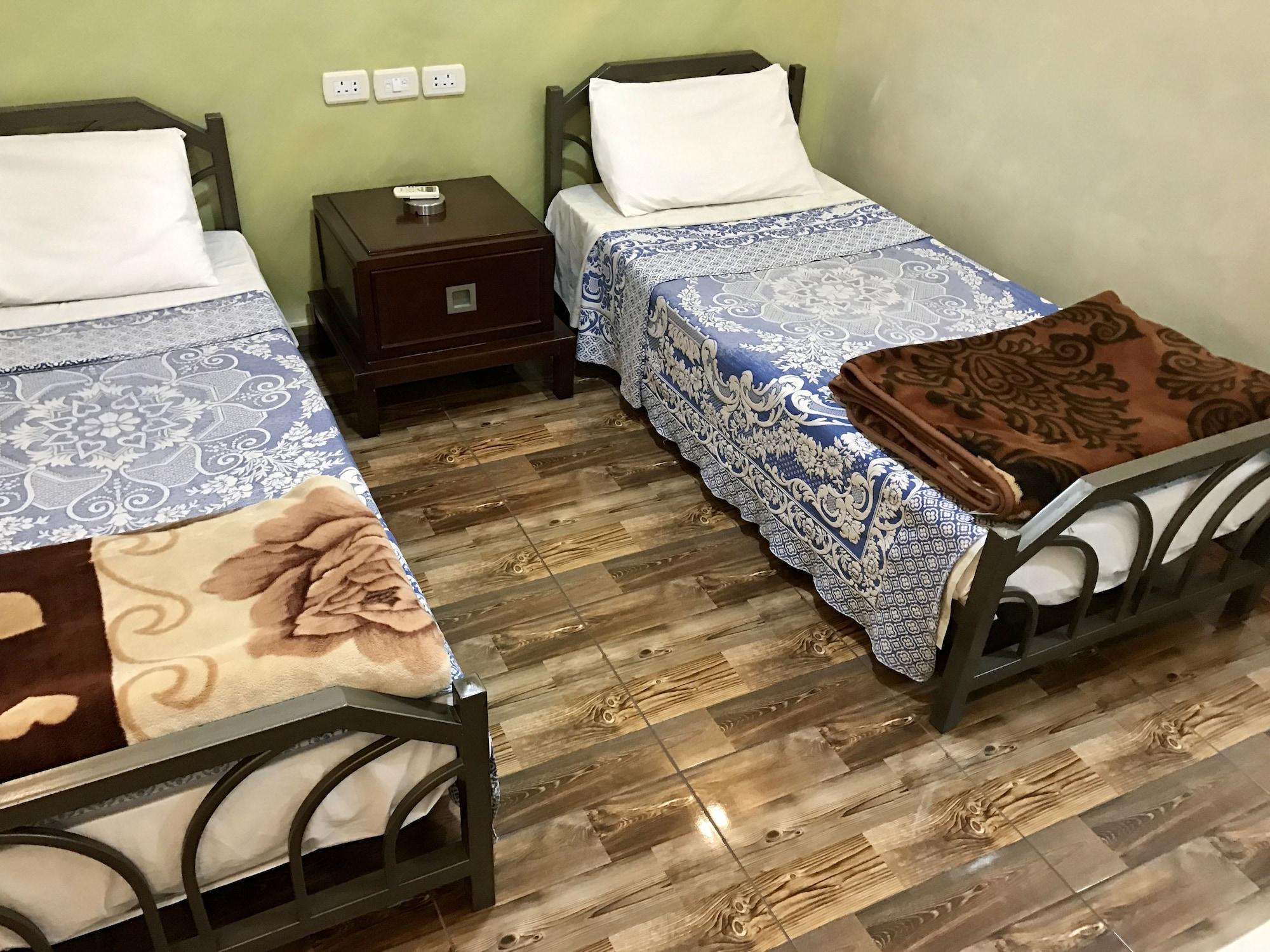Sun Rise Hotel & Hostel & Tours 암만 외부 사진