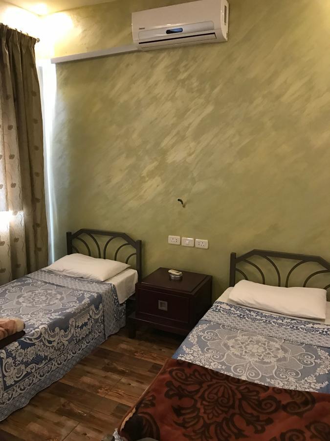 Sun Rise Hotel & Hostel & Tours 암만 외부 사진