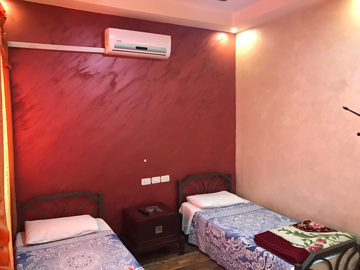 Sun Rise Hotel & Hostel & Tours 암만 외부 사진
